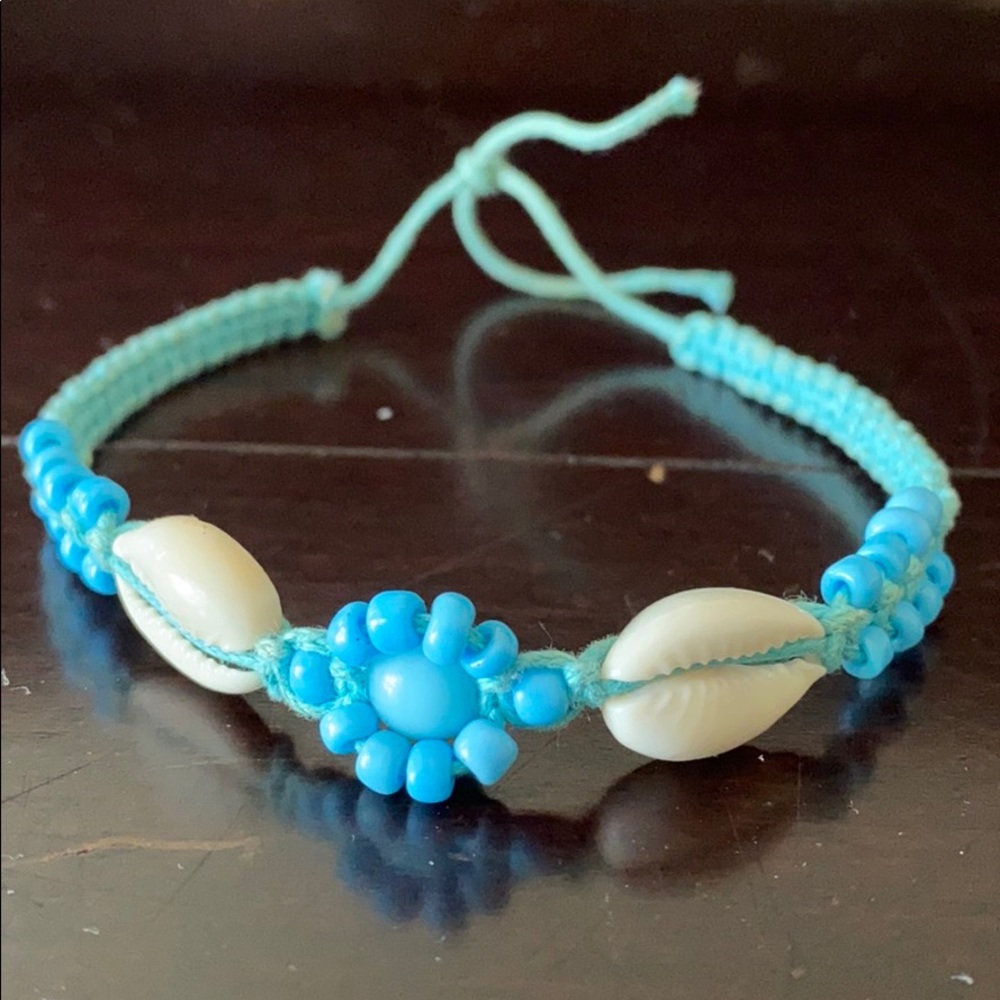 Shell bracelet - Picture 2 of 2